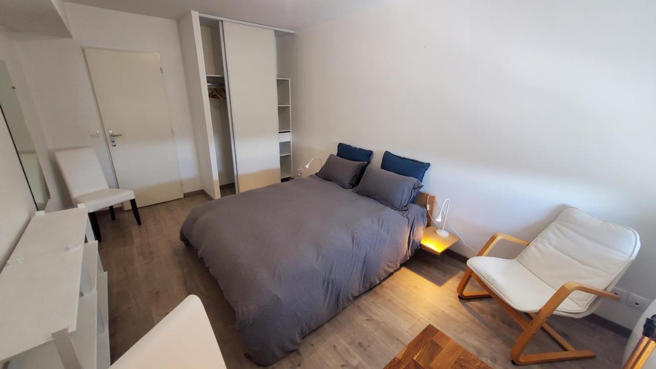 L'Ecrin De Saint Genest Lerpt - Belle Vue Et Calme Apartment Exterior foto